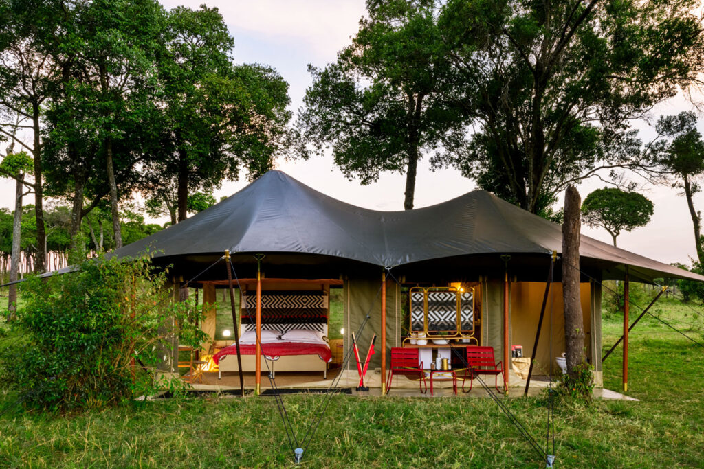 angama-safari-camp-l-experience-dun-camp-mobile-prive-de-luxe-au-kenya-2