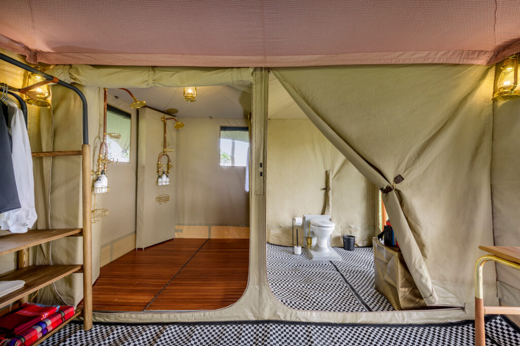 angama-safari-camp-l-experience-dun-camp-mobile-prive-de-luxe-au-kenya-30