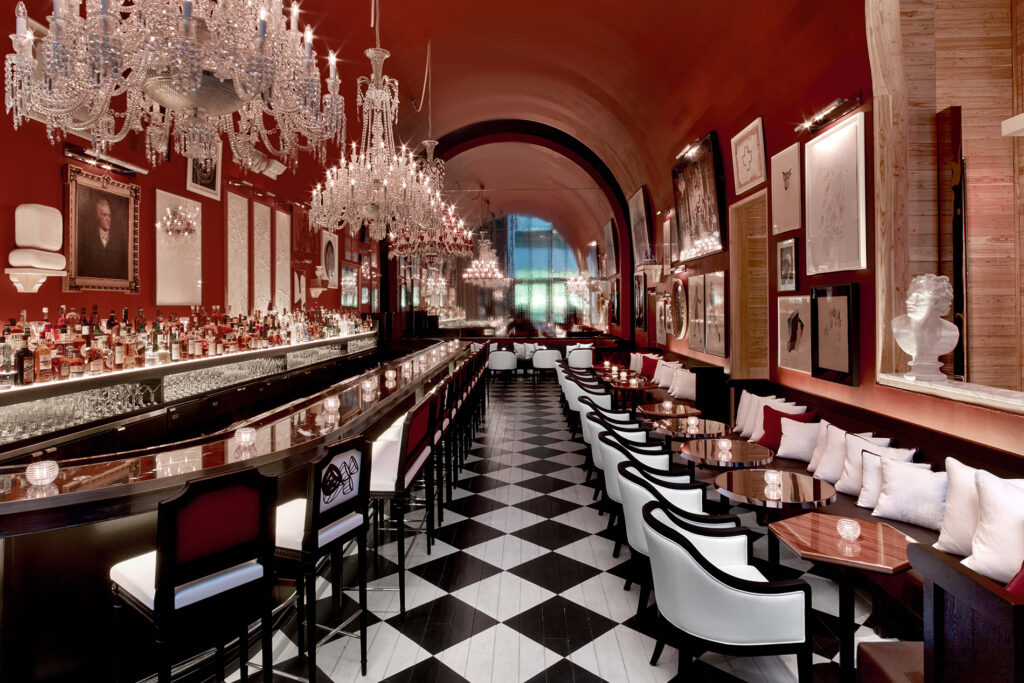hotel-baccarat-midtown-face-au-moma-voyage-de-luxe-a-new-york-1