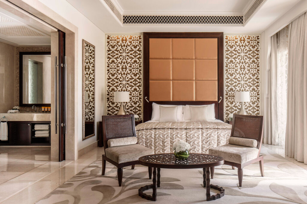 hotel-de-luxe-one-only-the-palm-dubai-presqu-ile-de-palm-jumeirah-yannick-alleno-restaurants-zest-stay-101-dining-lounge-bar-spa-guerlain-11