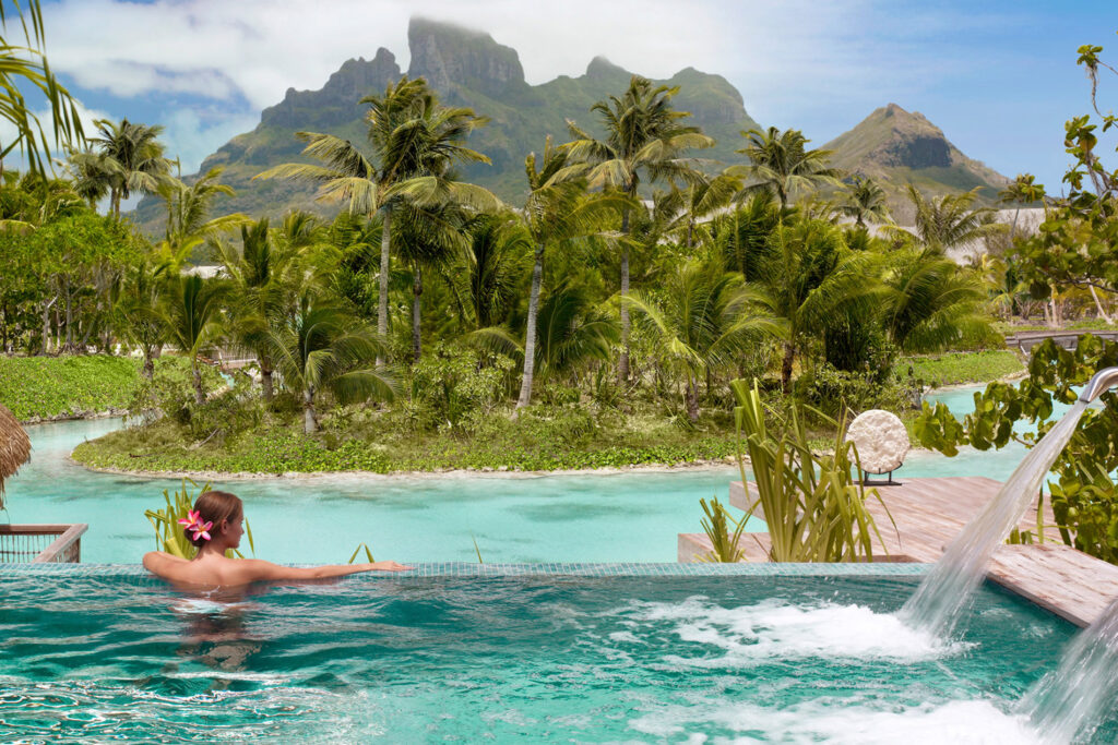 hotel-four-seasons-bora-bora-votre-voyage-de-luxe-en-polynesie-10