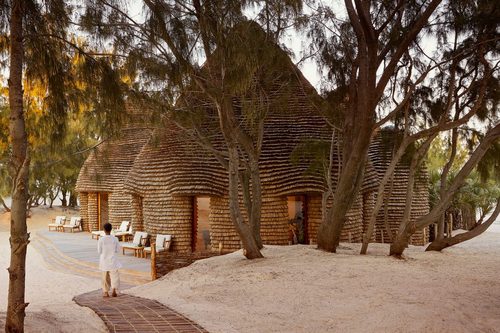 kisawa-sanctuary-douze-residences-aux-toits-de-chaume-ile-de-benguerra-mozambique-60