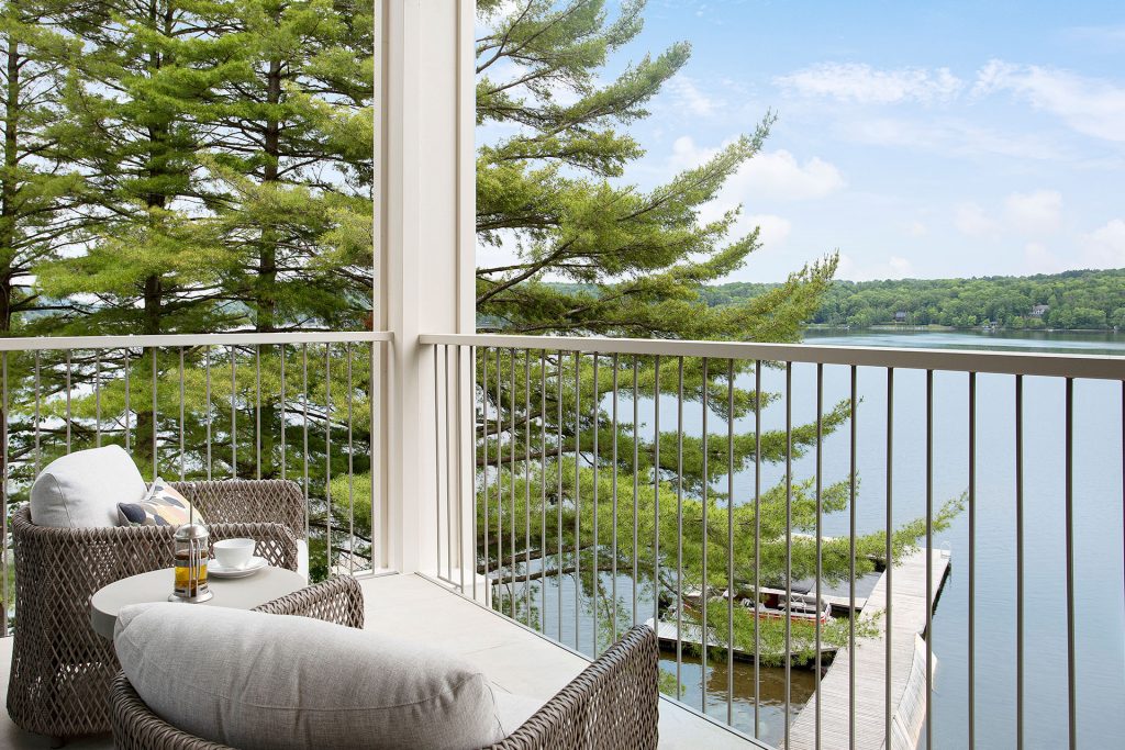 manoir-hovey-peche-sur-le-lac-massawippi-au-canada-16