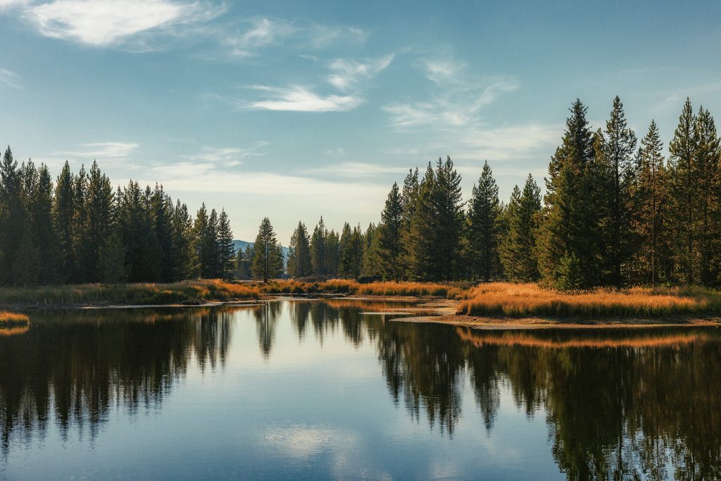 one-only-moonlight-basin-montagnes-du-montana-big-sky-etats-unis-4