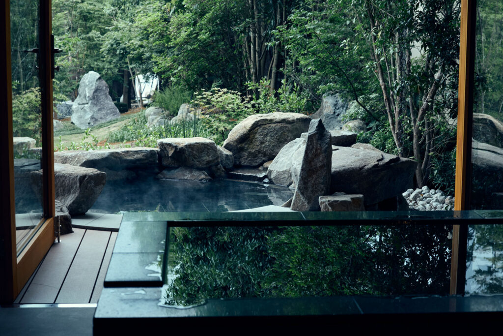 ryokan-gora-kadan-fuji-vallee-doyama-face-au-mythique-mont-fuji-japon-8