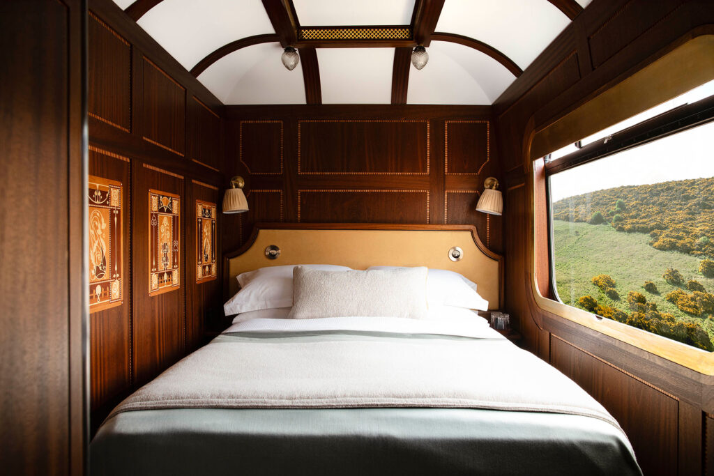 belmond-royal-scotsman-train-de-luxe-au-depart-d-edimbourg-en-ecosse-9