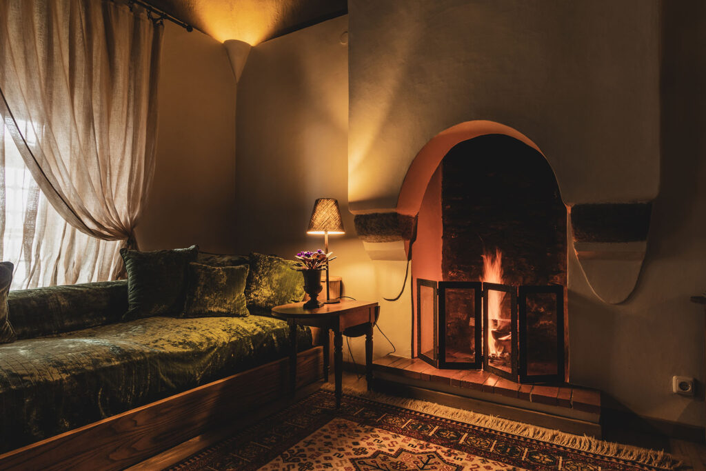 the-rooster-antiparos-baie-de-livadia-grece-4