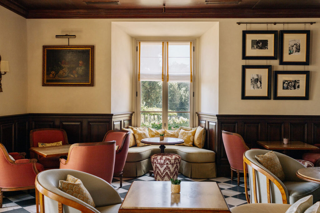 castello-di-casole-belmond-chateau-du-xe-siecle-en-toscane-en-italie-_0007_CDC-BAR-230725-01