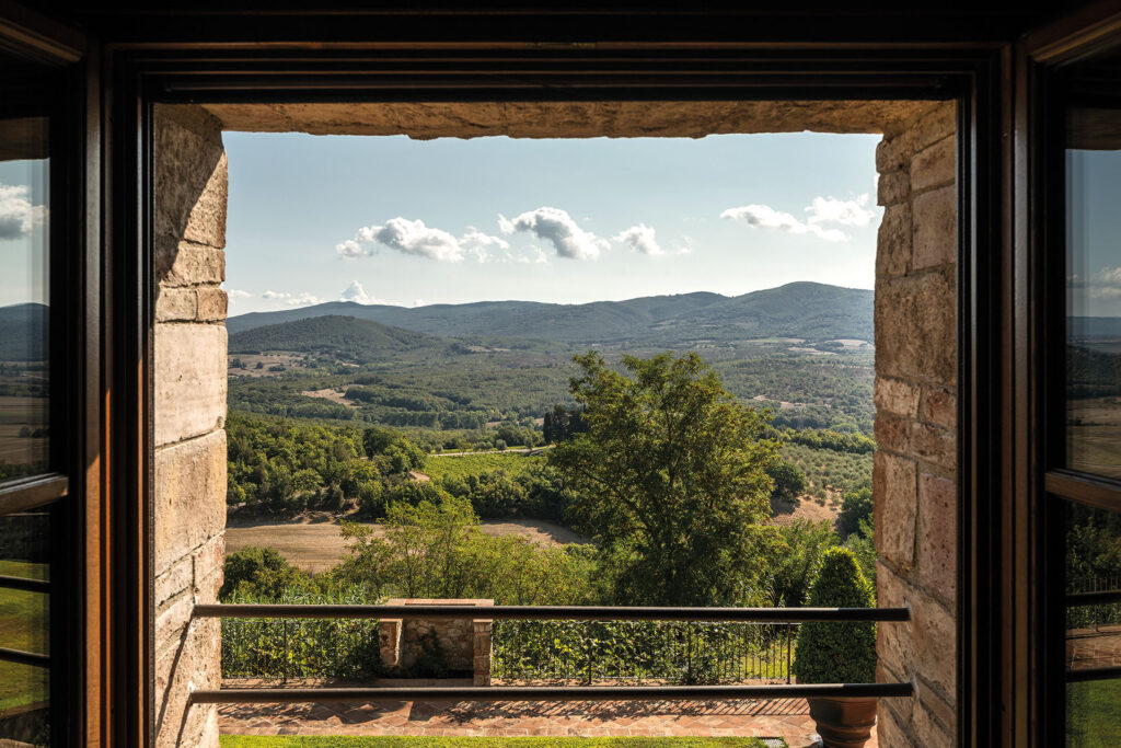 castello-di-casole-belmond-chateau-du-xe-siecle-en-toscane-en-italie-_0008_CDC-ACC-SUI-63