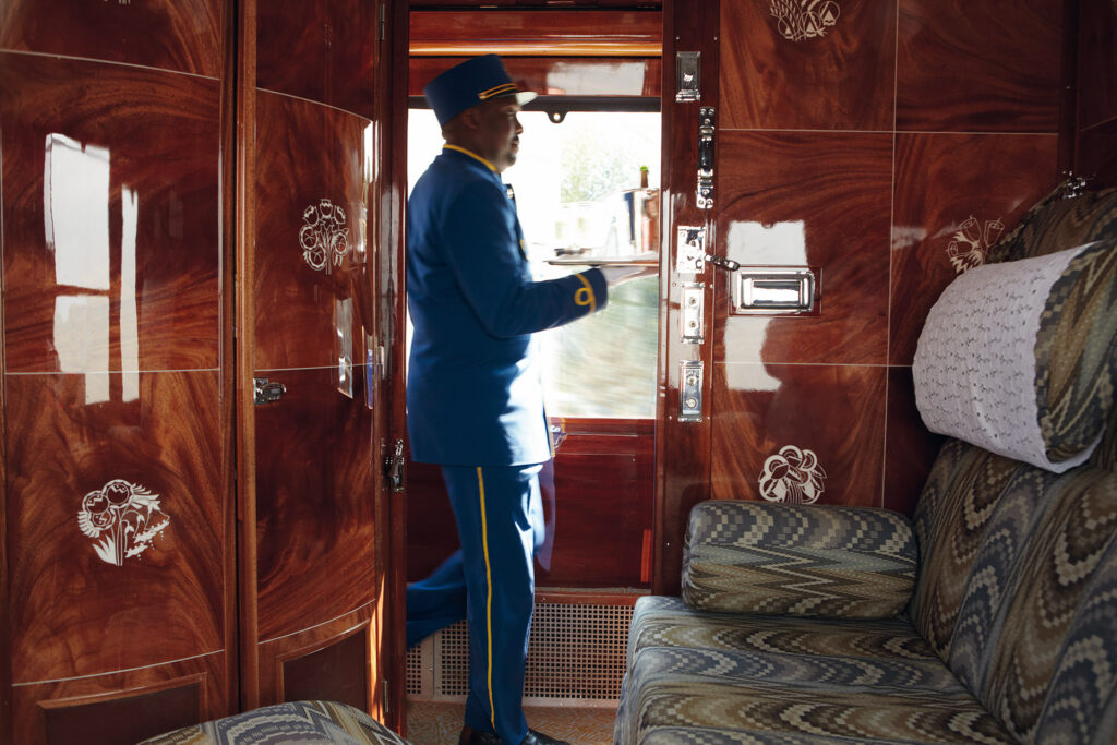 train-venice-simplon-orient-express-a-belmond-train-7